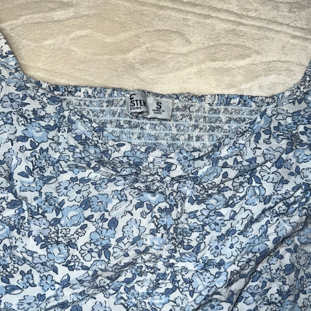 Hollister crop top‎ - Picture 3 of 4